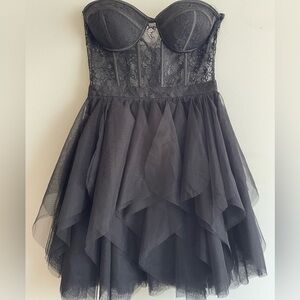 Forever 21 Strapless Black Lace Dress